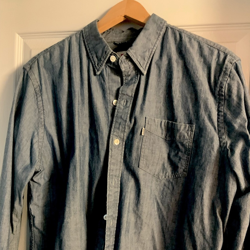 Levi’s casual button down .
